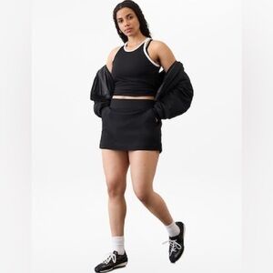 Athleta Brooklyn Mid Rise 13 1/2" Skort in Black Size 14